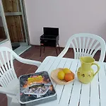 Roses House Tatil Evi Sestri Levante