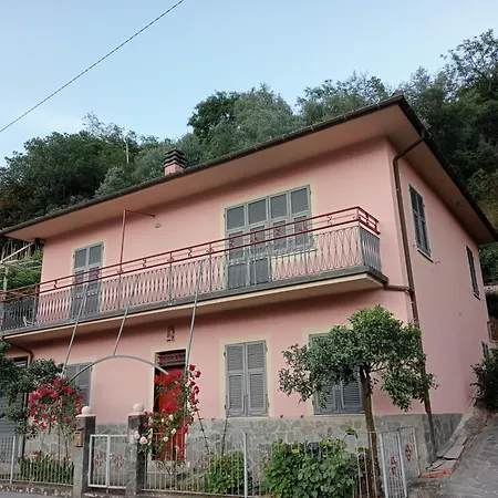 Σπίτι διακοπών Roses House Σέστρι Λεβάντε