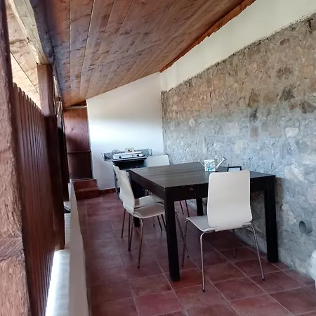 Σπίτι διακοπών Roses House Σέστρι Λεβάντε