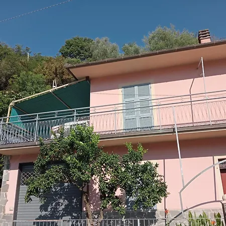 Roses House Σπίτι διακοπών Σέστρι Λεβάντε