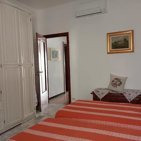 Σπίτι διακοπών Roses House Σέστρι Λεβάντε