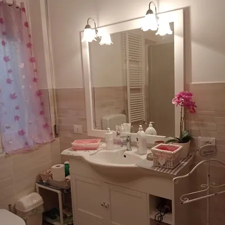Σπίτι διακοπών Roses House Σέστρι Λεβάντε
