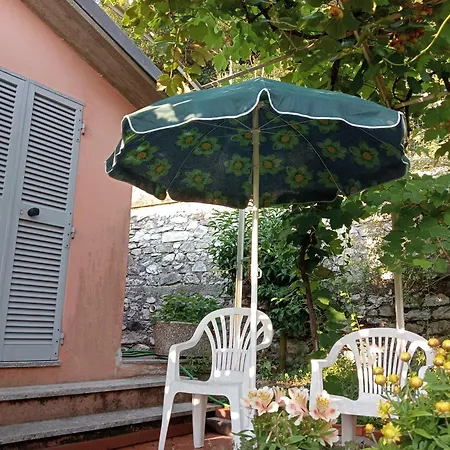Roses House * Σέστρι Λεβάντε